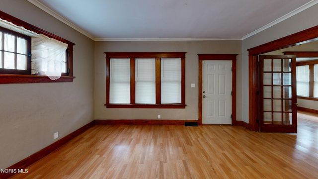 2118 Airport Highway, Toledo, OH 43609