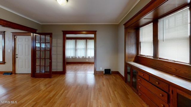 2118 Airport Highway, Toledo, OH 43609