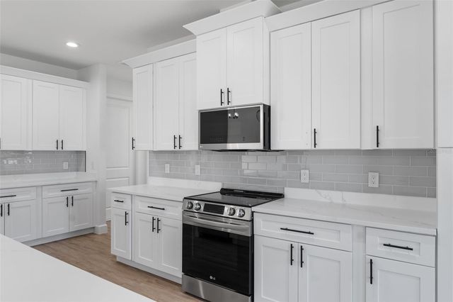 1566 KNOTTY PINE AVENUE, North Port, FL 34288