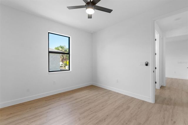 1566 KNOTTY PINE AVENUE, North Port, FL 34288