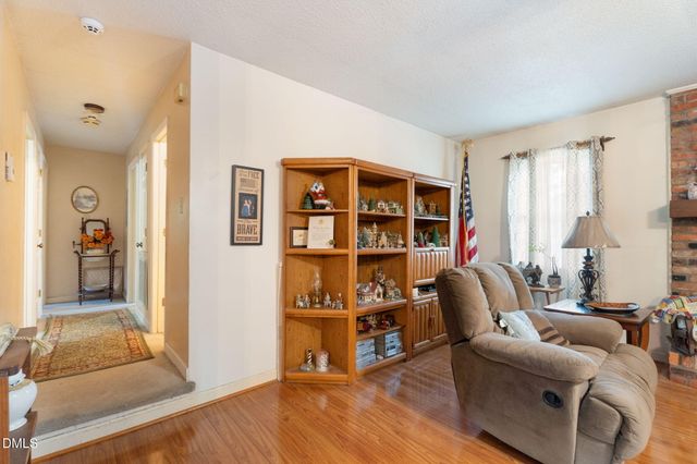 3523 Farm Circle Road, Fayetteville, NC 28306