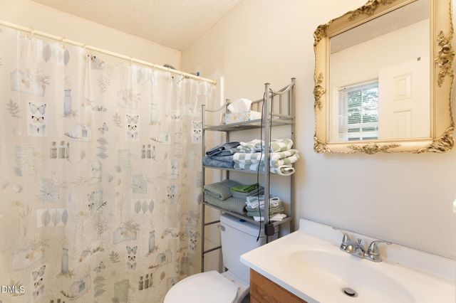 3523 Farm Circle Road, Fayetteville, NC 28306