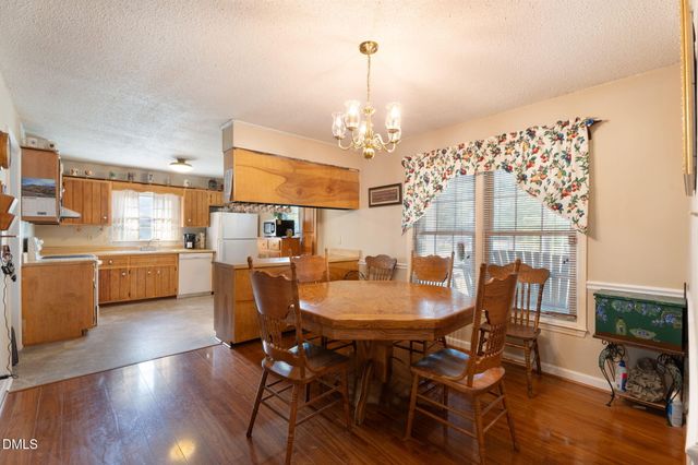 3523 Farm Circle Road, Fayetteville, NC 28306