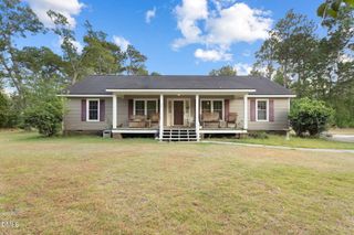3523 Farm Circle Road, Fayetteville, NC 28306
