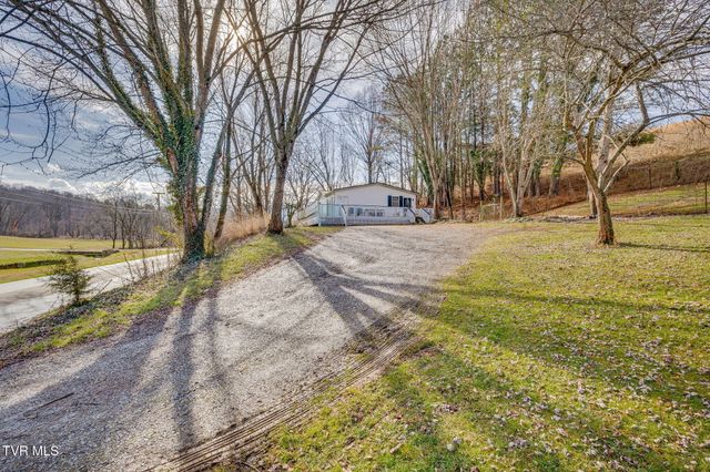 220 Treadway Trail, Jonesborough, TN 37659