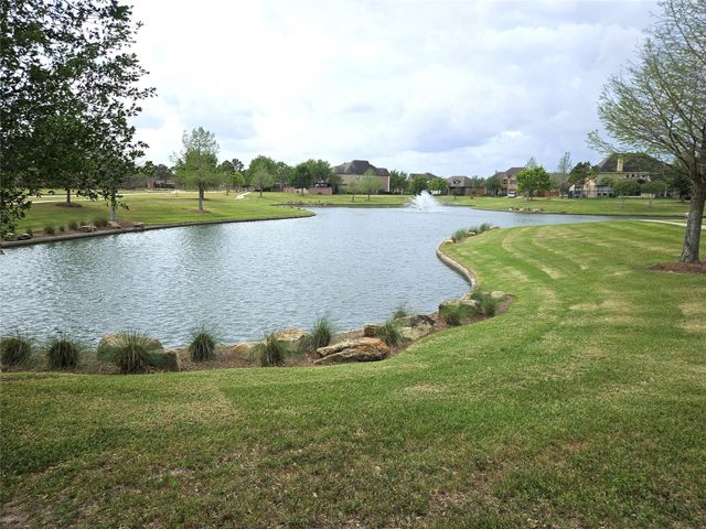 19831 Hamlet Shadow Lane, Cypress, TX 77433