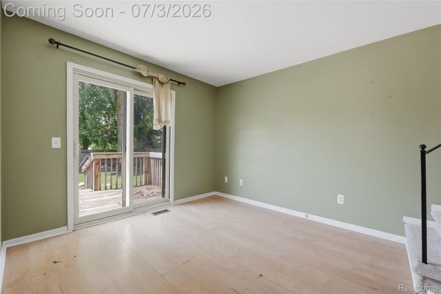 19714 Rosin Drive, Clinton Charter Township, MI 48038