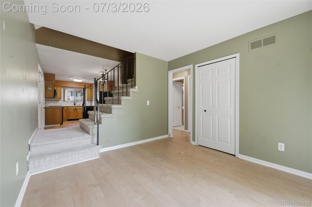 19714 Rosin Drive, Clinton Charter Township, MI 48038
