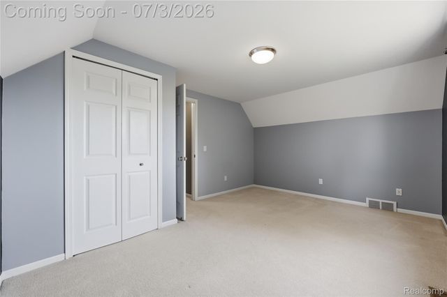 19714 Rosin Drive, Clinton Charter Township, MI 48038