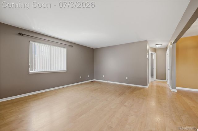 19714 Rosin Drive, Clinton Charter Township, MI 48038