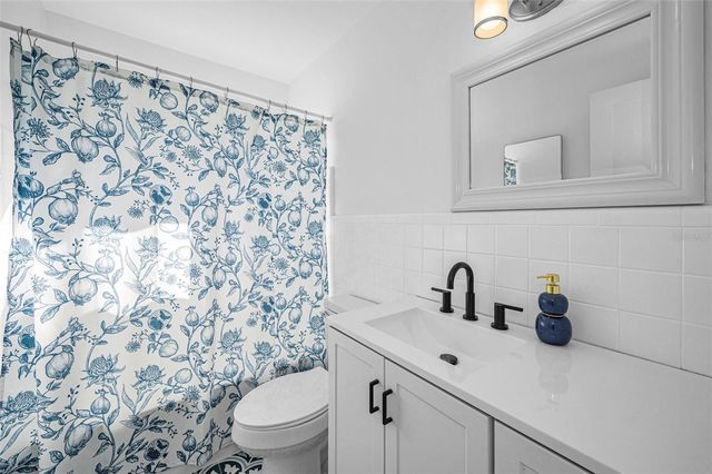 4320 HUNTINGTON STREET NE, St Petersburg, FL 33703