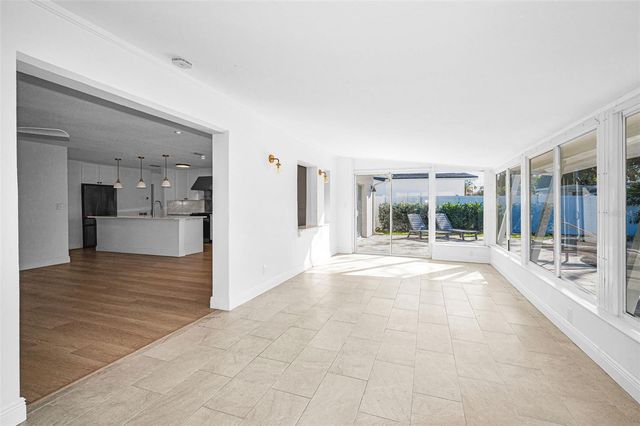 4320 HUNTINGTON STREET NE, St Petersburg, FL 33703