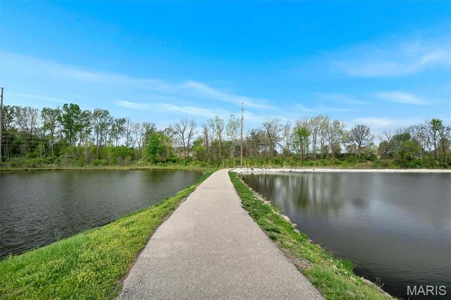 338 Shirley Ridge Drive 338A, St Charles, MO 63304