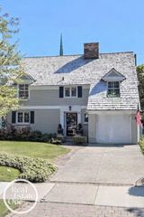 83 Meadow Lane, Grosse Pointe Farms, MI 48236