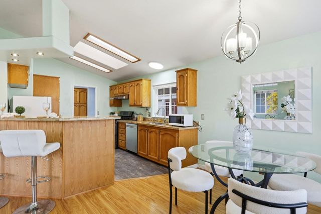 1520 E CAPITOL EXPWY 103, San Jose, CA 95121