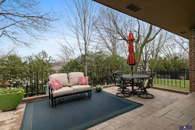 1918 Yorkshire Court, Lincoln, NE 68506