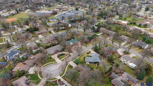 1918 Yorkshire Court, Lincoln, NE 68506