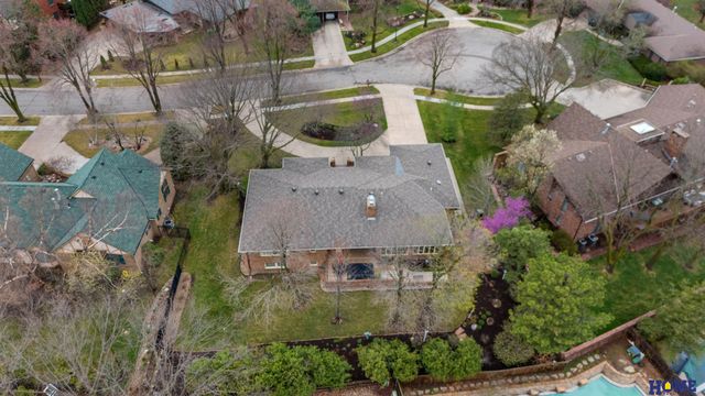 1918 Yorkshire Court, Lincoln, NE 68506