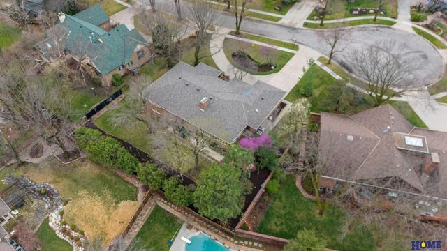 1918 Yorkshire Court, Lincoln, NE 68506