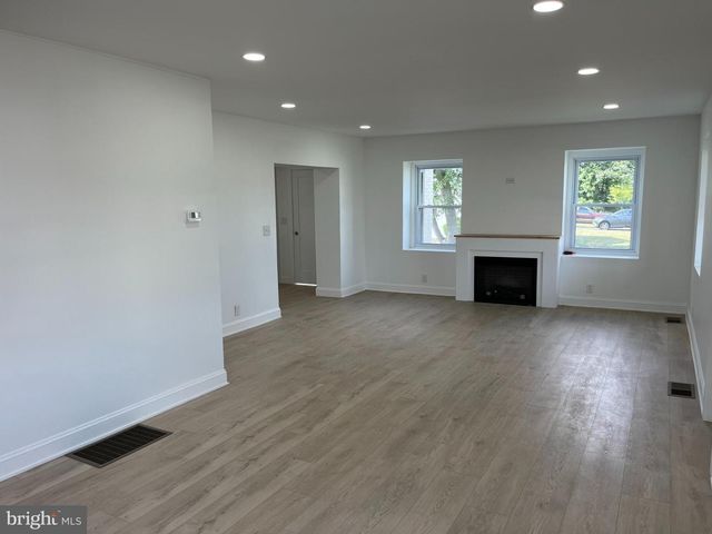 924 BETHLEHEM PIKE, Colmar, PA 18915