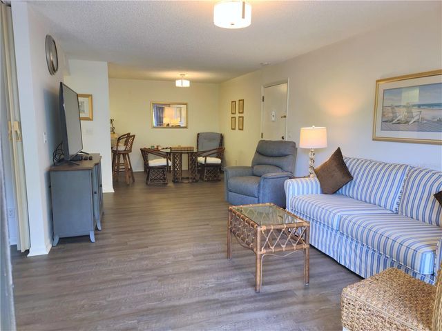 650 BIRD BAY DRIVE E 105, Venice, FL 34285