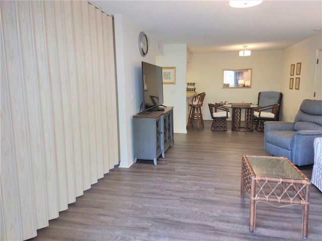 650 BIRD BAY DRIVE E 105, Venice, FL 34285