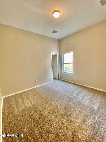 715 HC Gilbert Minjares Drive B, Socorro, TX 79927