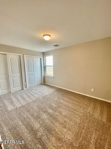 715 HC Gilbert Minjares Drive B, Socorro, TX 79927