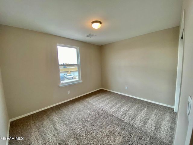 715 HC Gilbert Minjares Drive B, Socorro, TX 79927