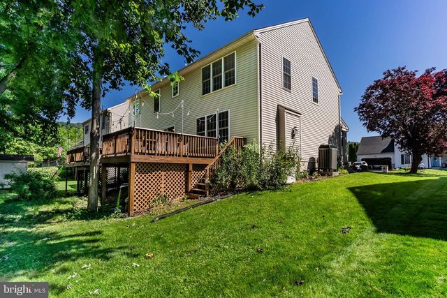 602 BRISBAIN LN, Enola, PA 17025