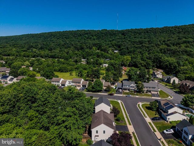 602 BRISBAIN LN, Enola, PA 17025