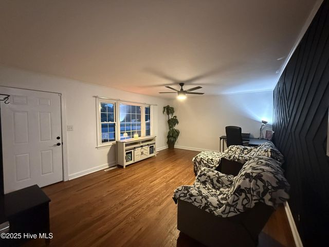 1764 Piney Green Road, Jacksonville, NC 28546