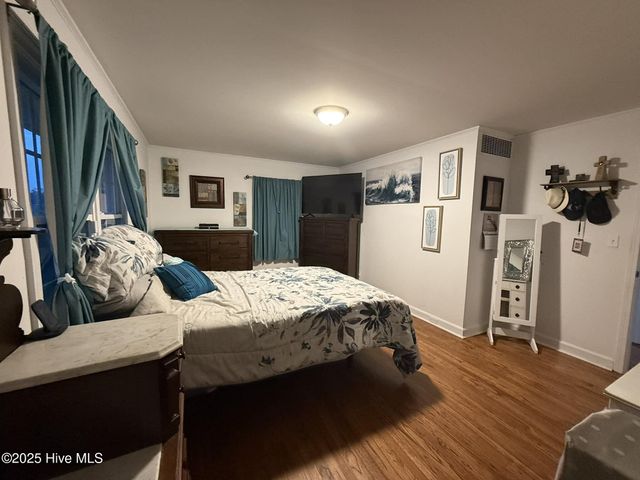 1764 Piney Green Road, Jacksonville, NC 28546