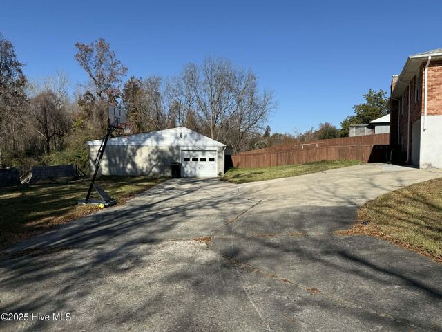 1764 Piney Green Road, Jacksonville, NC 28546