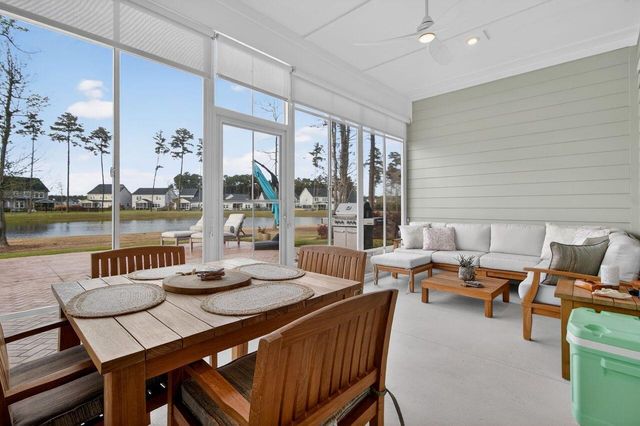 363 Tupelo Lake Drive, Summerville, SC 29486