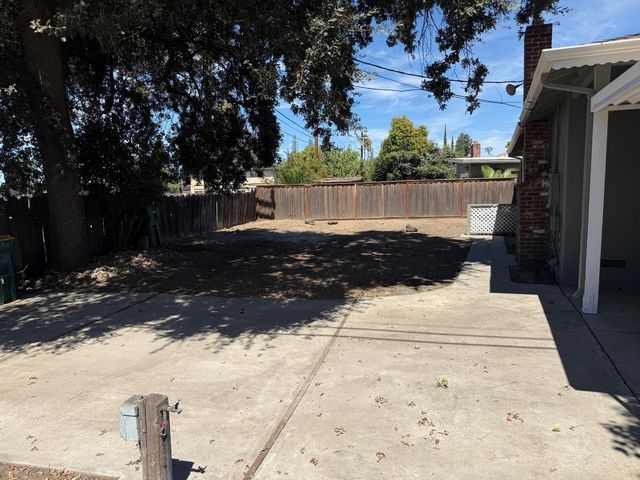 6019 Fillmore Ave, Stockton, CA 95207