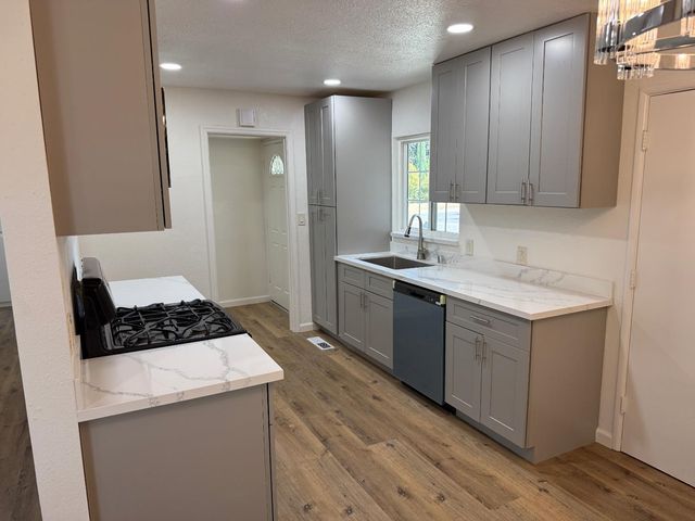 6019 Fillmore Ave, Stockton, CA 95207