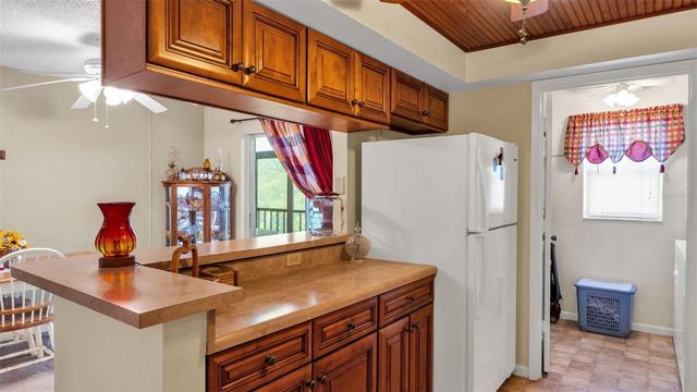 1130 N LAKE PARKER AVENUE C321, Lakeland, FL 33805