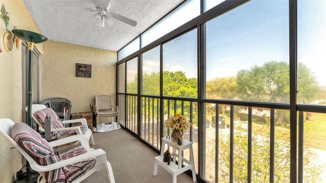 1130 N LAKE PARKER AVENUE C321, Lakeland, FL 33805