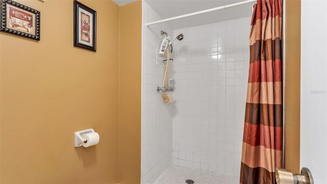 1130 N LAKE PARKER AVENUE C321, Lakeland, FL 33805