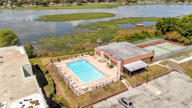 1130 N LAKE PARKER AVENUE C321, Lakeland, FL 33805