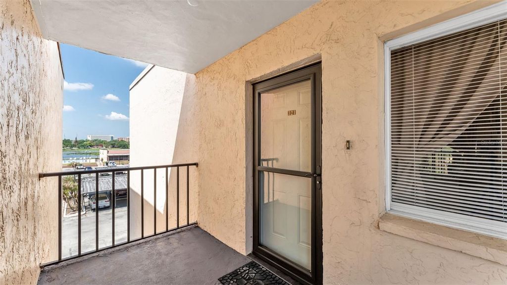 1130 N LAKE PARKER AVENUE C321, Lakeland, FL 33805