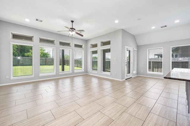 3318 Primrose Canyon Lane, Pearland, TX 77584