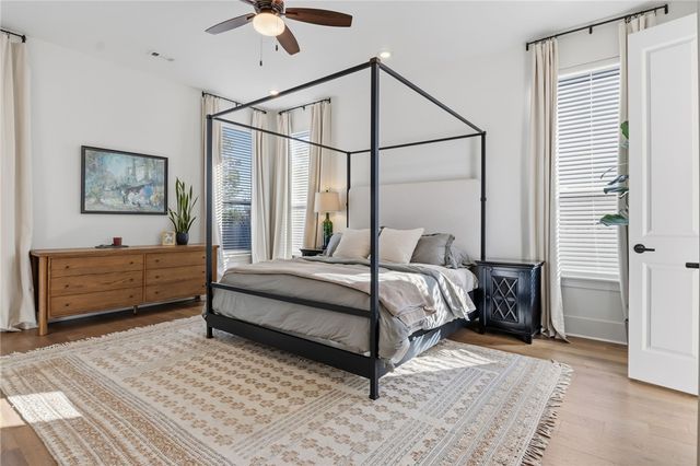 5615 S 58th Street, Rogers, AR 72758