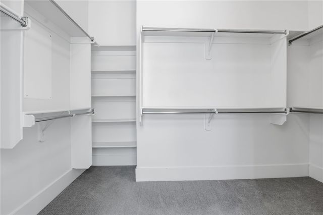 5615 S 58th Street, Rogers, AR 72758