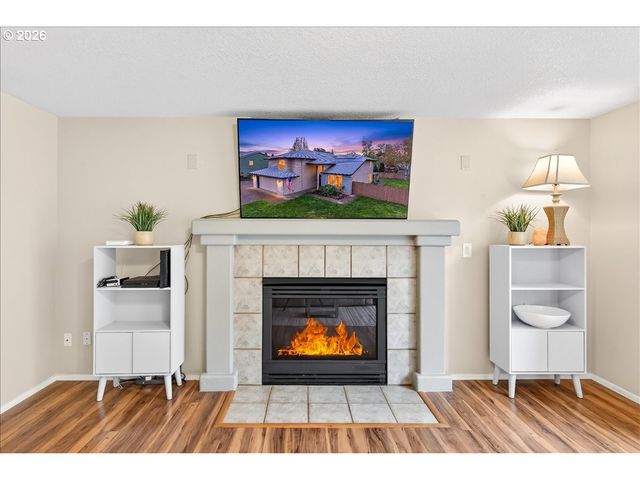 3039 Ne 1ST Ct, Hillsboro, OR 97124