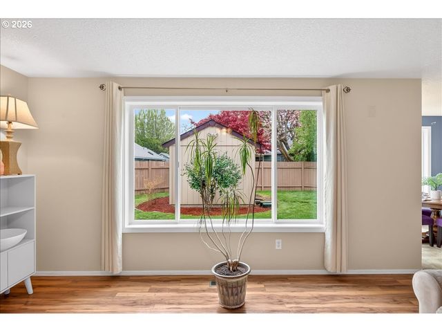 3039 Ne 1ST Ct, Hillsboro, OR 97124