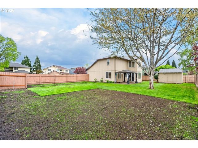 3039 Ne 1ST Ct, Hillsboro, OR 97124
