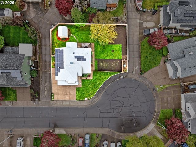 3039 Ne 1ST Ct, Hillsboro, OR 97124