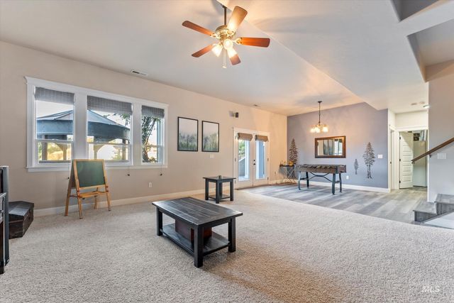 507 Triumph Dr, Middleton, ID 83644